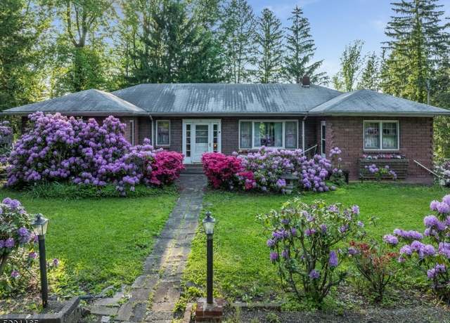Property at 35 Hawks Schoolhouse Rd, Holland Twp., NJ 08804, 3 beds, 2 baths