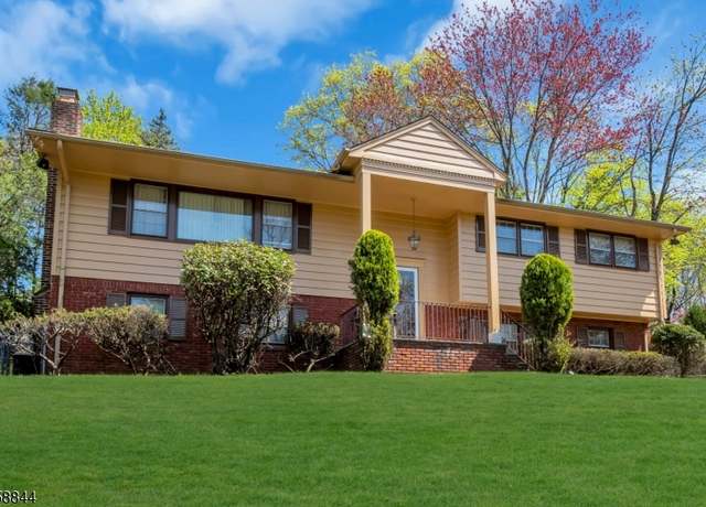 Property at 107 Hendrickson St, Haworth Boro, NJ 07641-1801, 4 beds, 2.5 baths