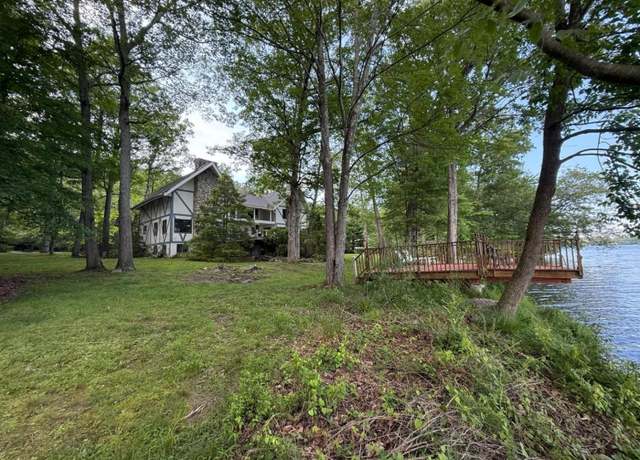 Property at 227 Bearfort Rd, West Milford Twp., NJ 07480-1405, 4 beds, 3 baths