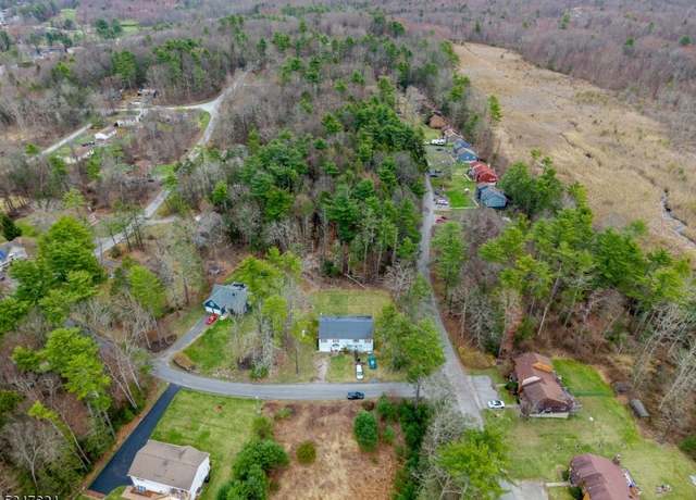 Property at 101A Hidden Glen Ln, Montague Twp., NJ 07827, 3 beds, 2.5 baths
