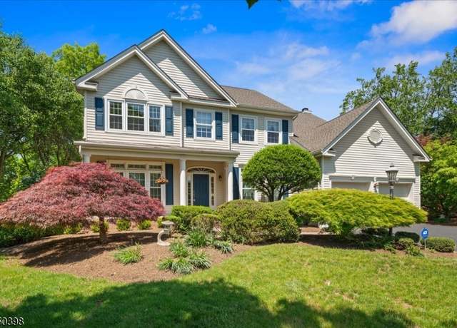 Property at 9 Tanglewood Ct, Montgomery Twp., NJ 08558-2326, 4 beds, 2.5 baths