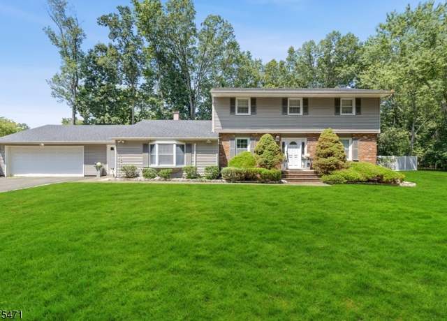 Property at 18 Stafford Ter, Parsippany-troy Hills Twp., NJ 07054-4077, 4 beds, 2.5 baths