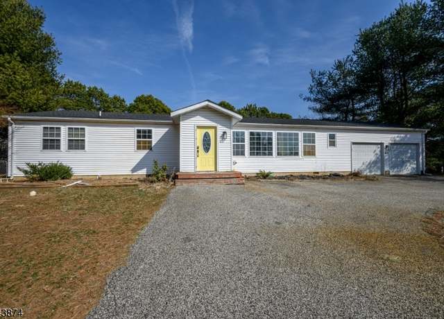 Property at 85 Holmes Mill Rd, Upper Freehold Twp., NJ 08514-1804, 3 beds, 2 baths