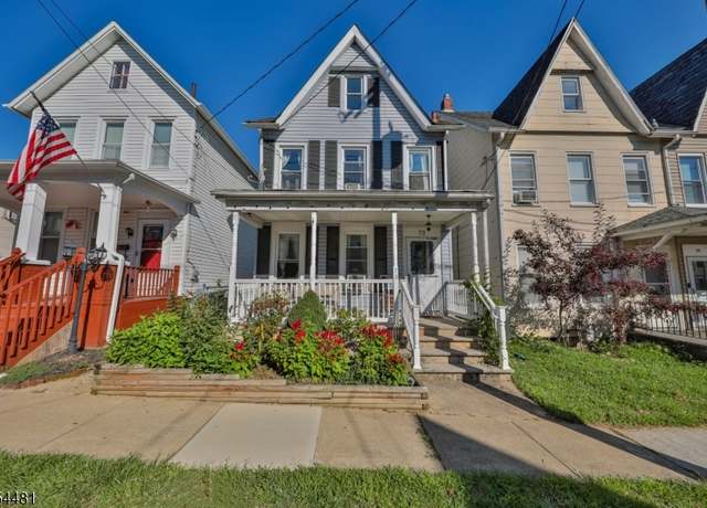 Property at 73 Summit Ave, Phillipsburg Town, NJ 08865-2455, 3 beds, 2 baths