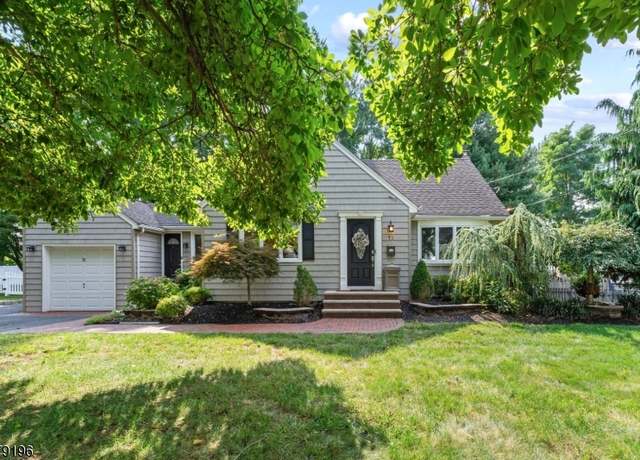 Property at 71 Skyline Dr, Clark Twp., NJ 07066-2924, 4 beds, 2 baths