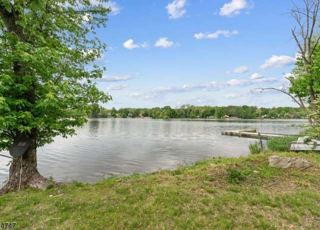 Property at 75 Shore Rd, Green Twp., NJ 07821-2240, 3 beds, 2 baths