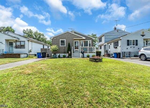 Property at 85 Catherine St, South Bound Brook Boro, NJ 08880-1314, 3 beds, 2 baths