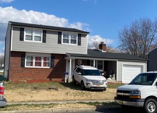 Property at 12 Peachtree Ln, Burlington Twp., NJ 08016-2304, 3 beds, 2 baths