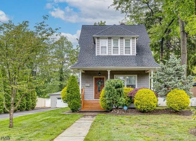 Property at 34 Spruce St, Cranford Twp., NJ 07016-1732, 3 beds, 2.5 baths
