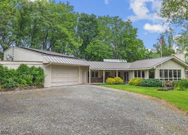 Property at 525 Watters Rd, Mansfield Twp., NJ 07840-5701, 3 beds, 2.5 baths