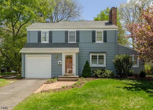 Property at 100 Van Doren Ave, Chatham Boro, NJ 07928-2638, 3 beds, 2 baths