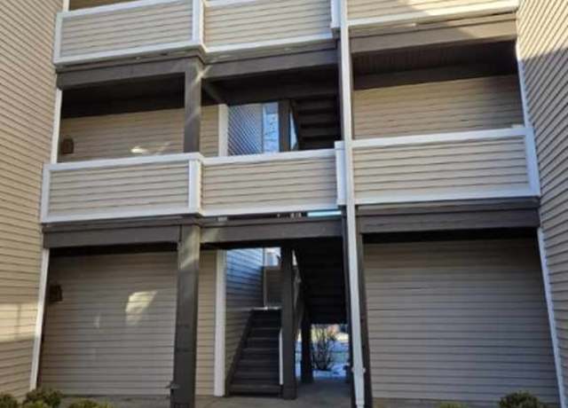 Property at 221 Broadmoor-4, Union Twp., NJ 07083-8757, 2 beds, 2 baths