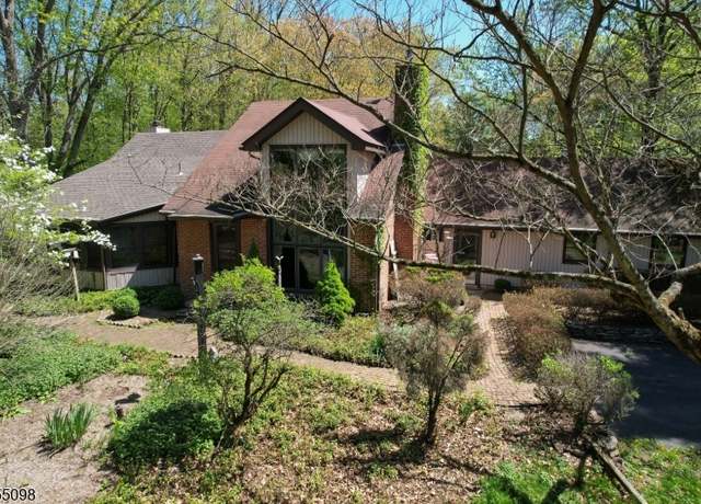 Property at 22 Pine Hill Rd, Delaware Twp., NJ 08559-1109, 2 beds, 2 baths