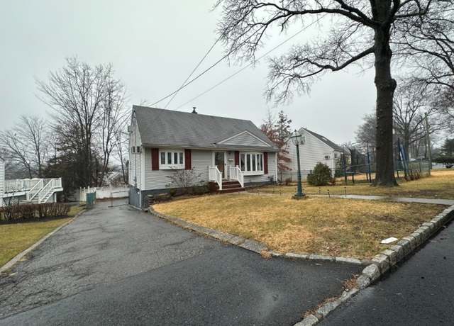 Property at 31 Phyllis Rd, West Orange Twp., NJ 07052-3538, 4 beds, 1 bath