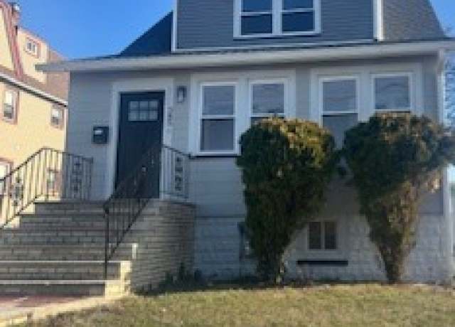Property at 385 Russell St, Union Twp., NJ 07088-1332, 4 beds, 2 baths