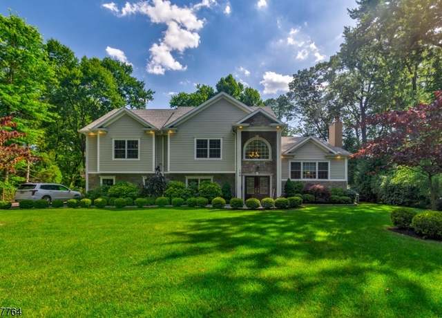 Property at 106 Woodbine Cir, New Providence Boro, NJ 07974-1757, 4 beds, 3 baths