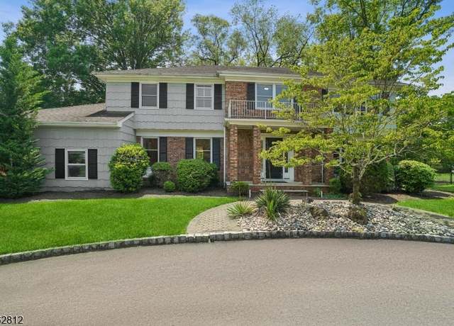 Property at 8 Debra Ct, Scotch Plains Twp., NJ 07076-2827, 5 beds, 4.5 baths