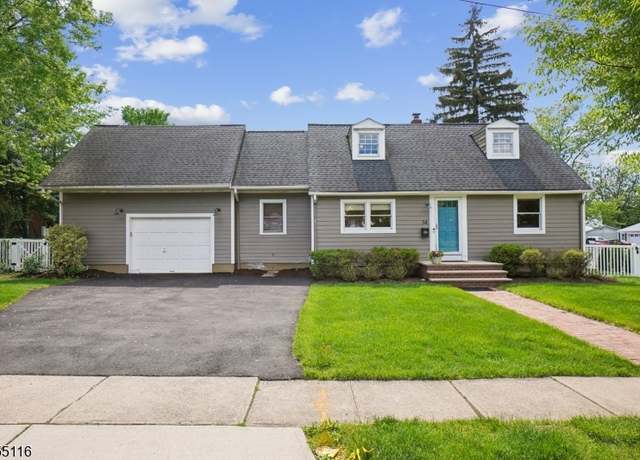 Property at 14 Sayre Ct, Madison Boro, NJ 07940-1521, 3 beds, 2 baths