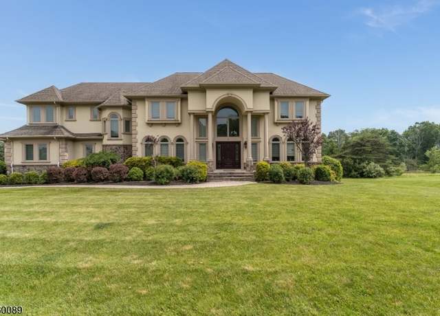 Property at 2 Kristina Way, Raritan Twp., NJ 08822-4114, 4 beds, 4.5 baths