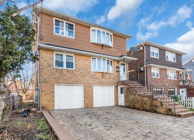 Property at 514 E Elm St, Linden City, NJ 07036-2804, 6 beds, 2 baths