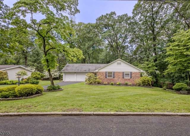 Property at 7 Deer Path, Green Brook Twp., NJ 08812-2014, 3 beds, 2.5 baths