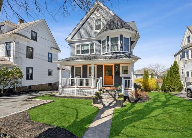 Property at 45 Mountain Ave, Summit City, NJ 07901-3426, 4 beds, 2.5 baths