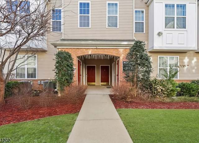 Property at 410 Howe Ave #8, Passaic City, NJ 07055-1900, 2 beds, 2.5 baths