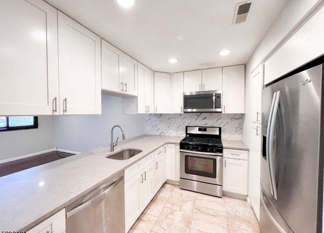 Property at 4 Brandywine Ct Unit 7, Vernon Twp., NJ 07462-4544, 2 beds, 2 baths