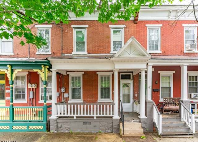 Property at 447 Locust Ave, Burlington City, NJ 08016-4509, 3 beds, 1.5 baths