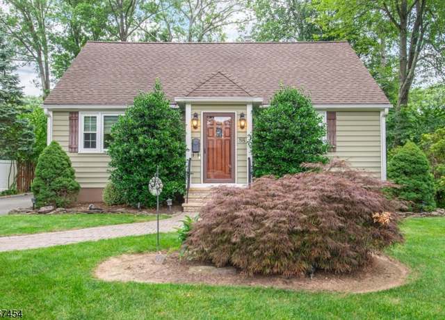 Property at 88 Overlook Ave, East Hanover Twp., NJ 07936-3001, 3 beds, 2 baths