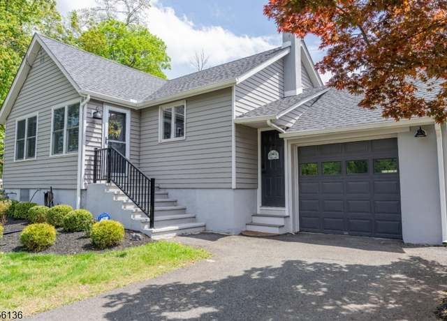 Property at 5 Leslie Ct, Raritan Twp., NJ 08822-3411, 3 beds, 1.5 baths