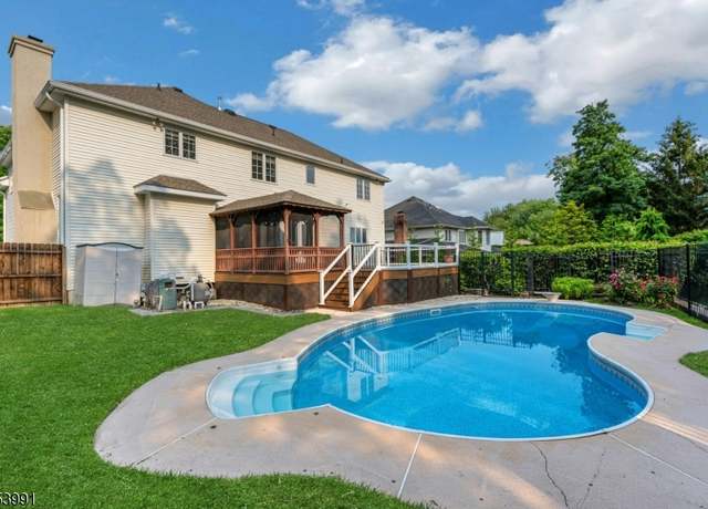 Property at 5 HICKORY Ln, Warren Twp., NJ 07059-2601, 4 beds, 3.5 baths