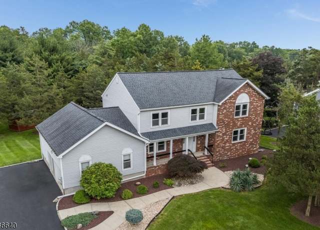 Property at 836 Dow Rd, Bridgewater Twp., NJ 08807-1171, 5 beds, 3 baths