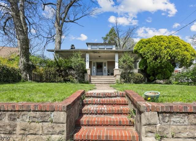 Property at 151 Millburn Ave, Millburn Twp., NJ 07041-1825, 4 beds, 1 bath