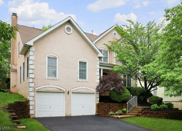 Property at 7 Watchung Dr, Bernards Twp., NJ 07920-4237, 4 beds, 2.5 baths