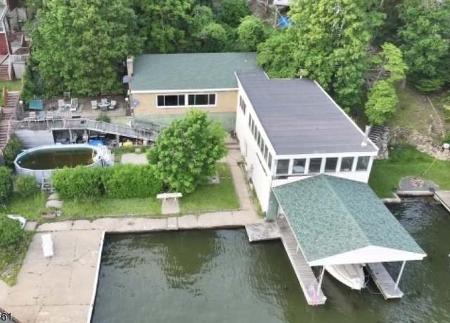 Property at 31 Cove Rd, Jefferson Twp., NJ 07849-1909, 3 beds, 2 baths
