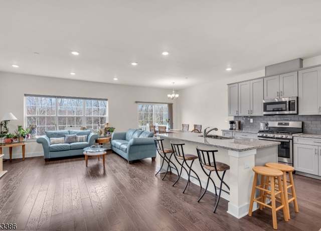 Property at 1203 Parkview Ln, Rockaway Twp., NJ 07866-2082, 3 beds, 3.5 baths