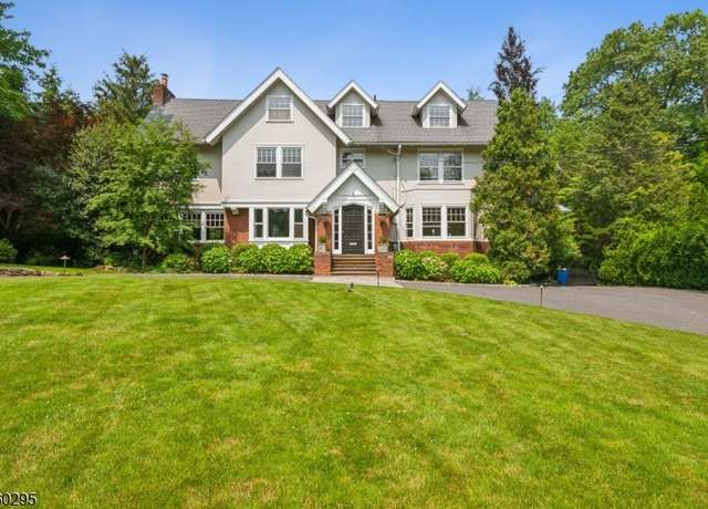 Property at 66 Fernwood Rd, Summit City, NJ 07901-2954, 7 beds, 5.5 baths