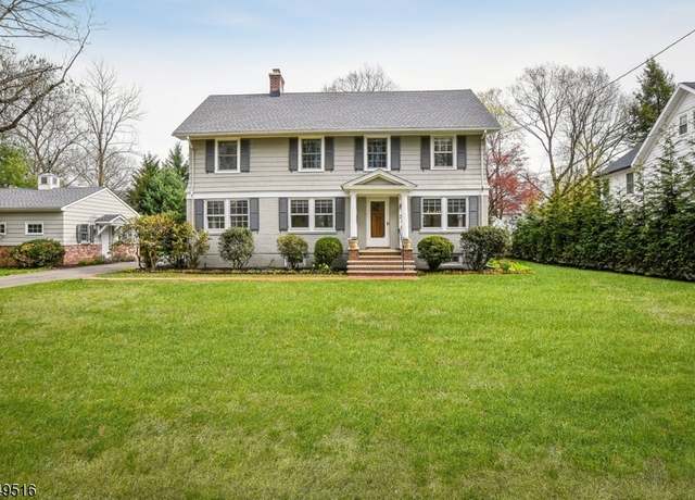 Property at 32 PROSPECT St, Summit City, NJ 07901-2522, 4 beds, 5 baths