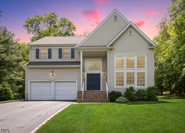 Property at 2 McManus Dr, Bridgewater Twp., NJ 08807-4603, 4 beds, 2.5 baths