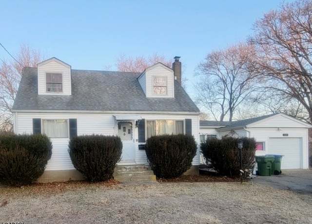 Property at 347 Willow Grove St, Hackettstown Town, NJ 07840-1802, 4 beds, 1 bath