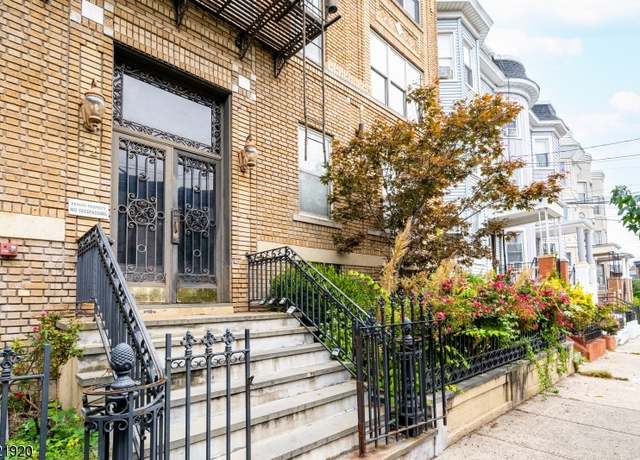 Property at 42-44 Prospect St #103, Jersey City, NJ 07307, 3 beds, 2 baths