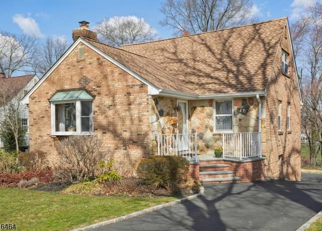 Property at 59 The Fellsway, New Providence Boro, NJ 07974-2348, 4 beds, 2 baths