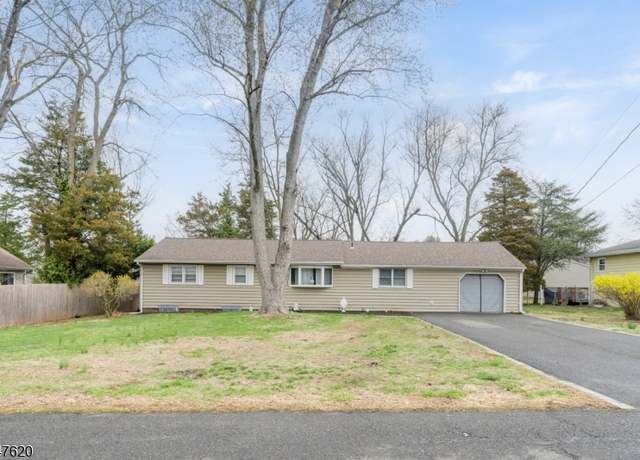 Property at 43 15Th St, Franklin Twp., NJ 08873-1513, 3 beds, 2 baths
