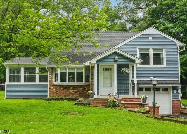 Property at 24 Glen Ave, Bernards Twp., NJ 07920-1611, 3 beds, 1 bath