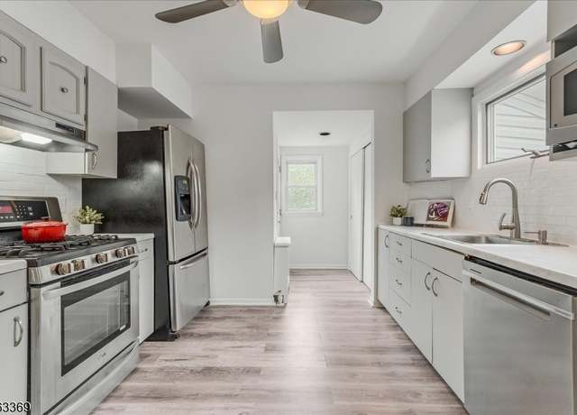 Property at 14 Prospect Pl, Morris Twp., NJ 07960-5925, 3 beds, 2 baths
