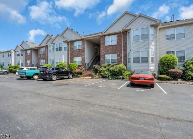 Property at 15 Donna Dr, East Hanover, NJ 07936-3585, 3 beds, 2 baths