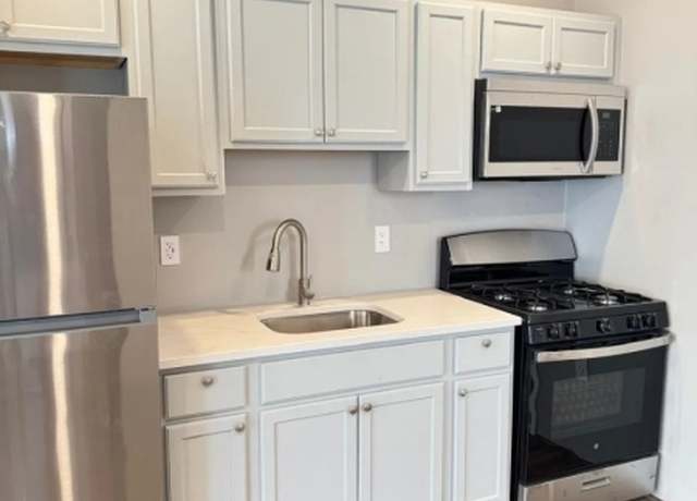 Property at 647 Grove St, Irvington Twp., NJ 07111-3719, 4 beds, 2 baths