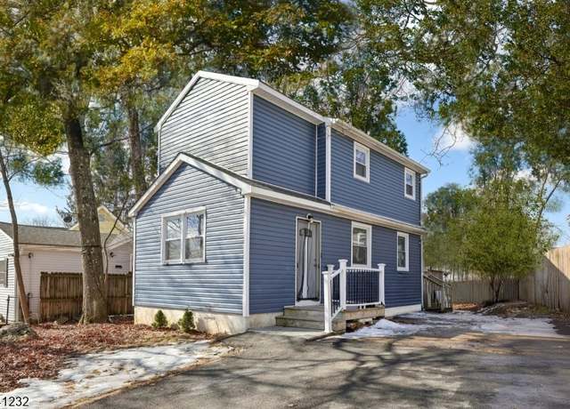 Property at 322 Tulsa Trl, Hopatcong Boro, NJ 07843-1238, 2 beds, 2 baths