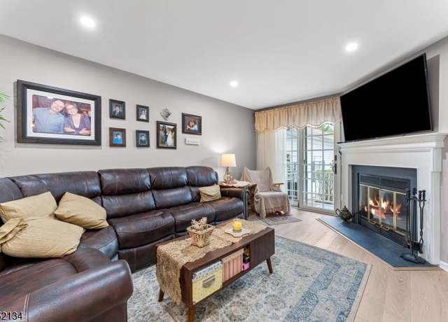 Property at 117 Alexandria Way, Bernards Twp., NJ 07920-2764, 1 bed, 1 bath